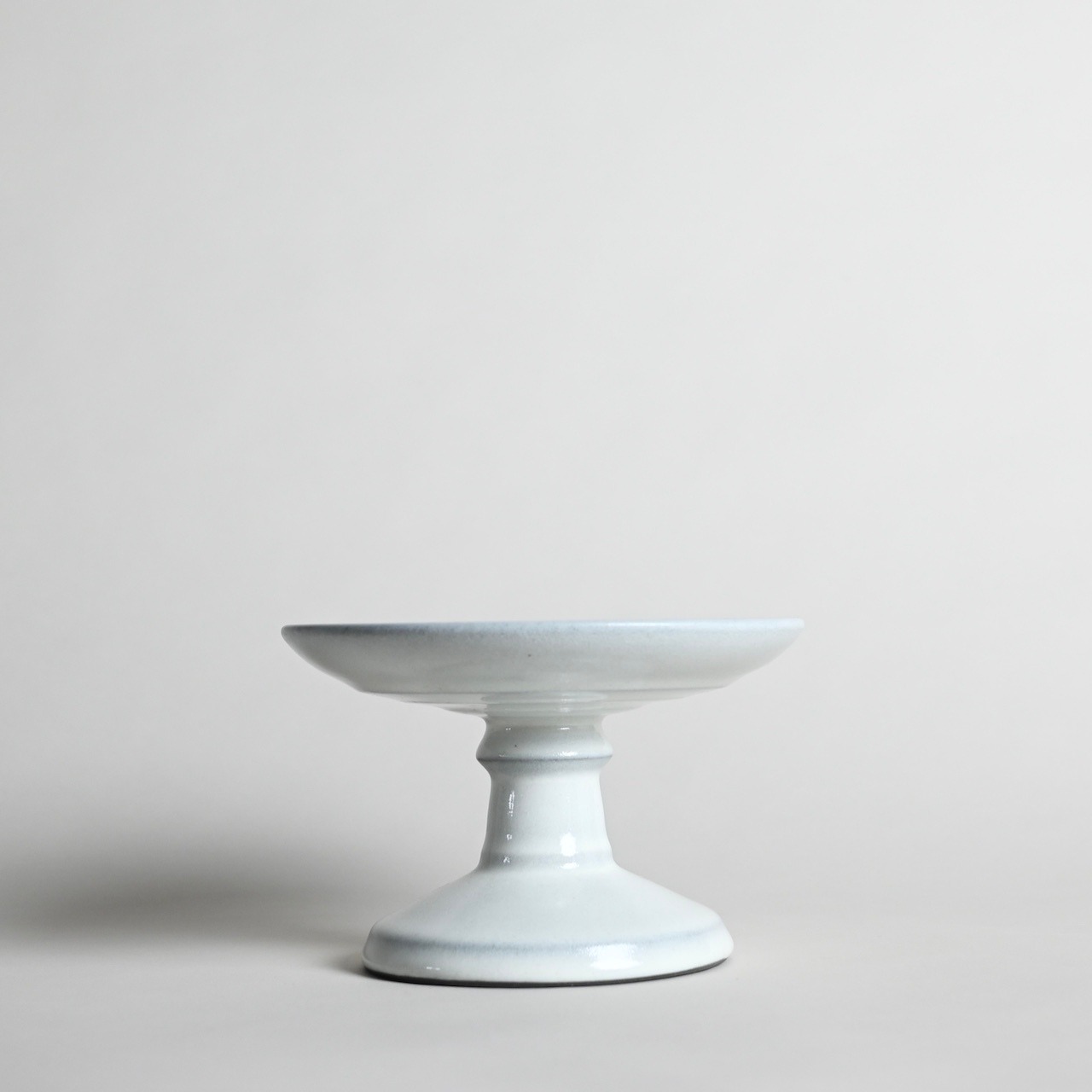 rpm /  高杯(たかつき)  皿なり〈陶器 / 食器 / お皿 / コンポート / ケーキスタンド / ディスプレイ 〉