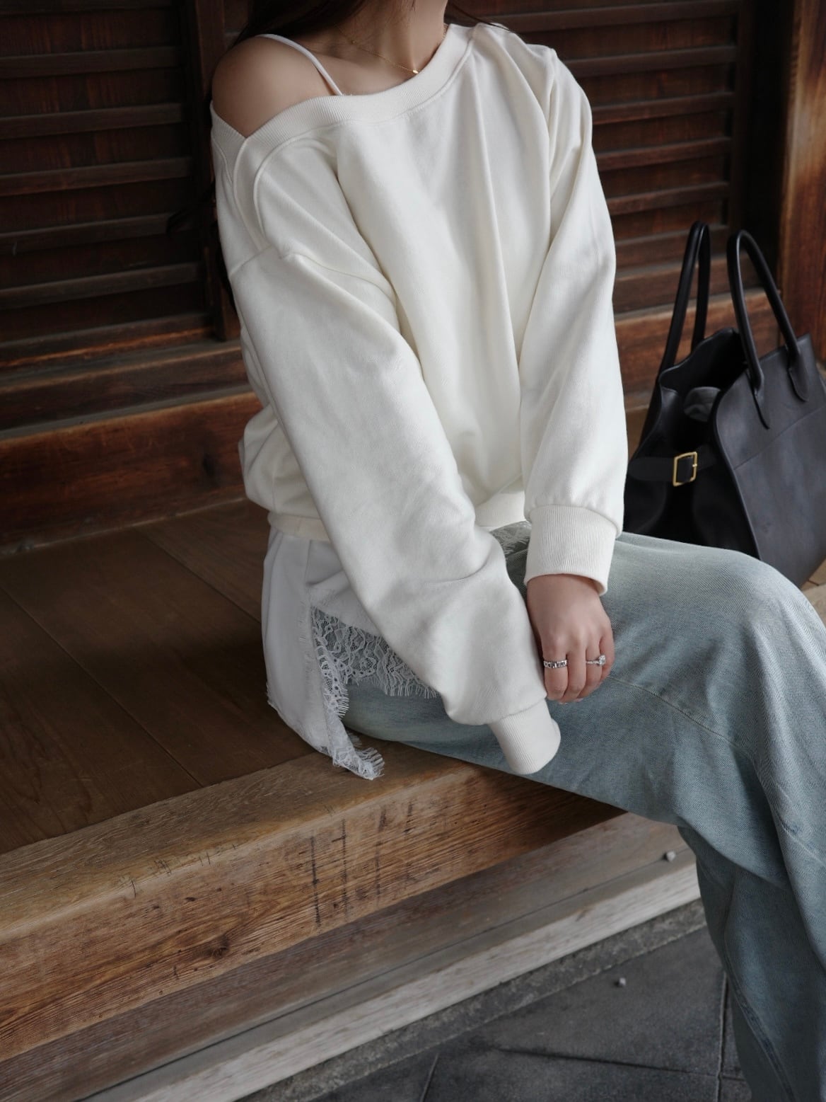 Offshoulder sweat tops / ivory （即納商品） | moripon.