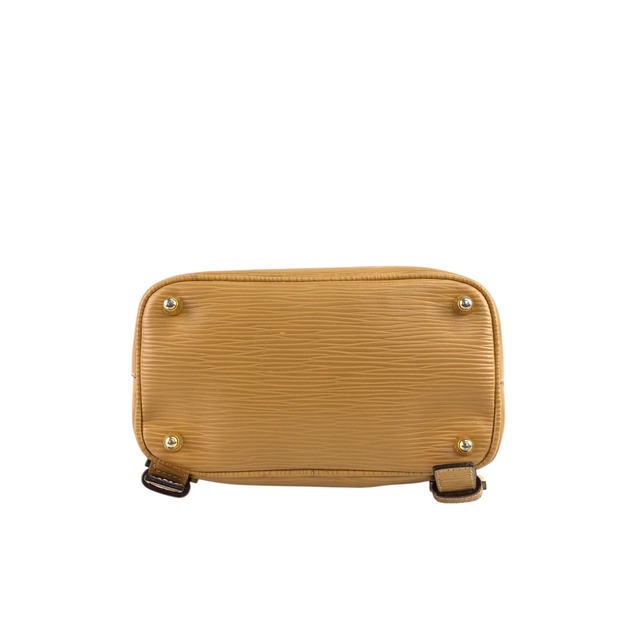 FENDI  フェンディ リュック ベージュ フロントバックル レザー型押し バックパック vintage ヴィンテージ オールド 47jcck