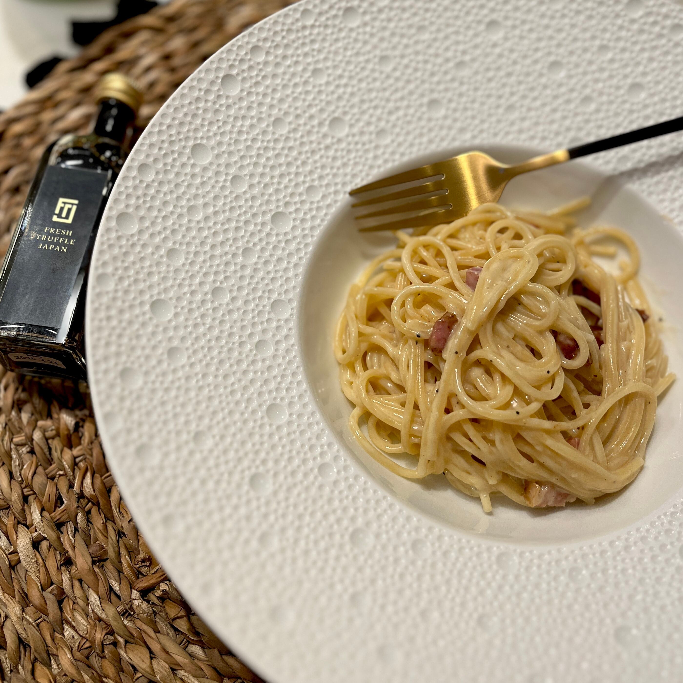 店舗受け取り】白トリュフ醤油と黒トリュフ塩のセット | FRESH TRUFFLE