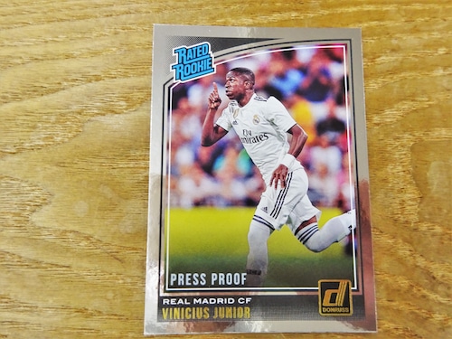 ヴィ二シウス・ジュニオール RC 2018-19 PANINI DONRUSS