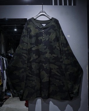 【add (C) vintage】"KING SIZE" "5XL" Camouflage Pattern Henley Neck L/S Thermal T-Shirt