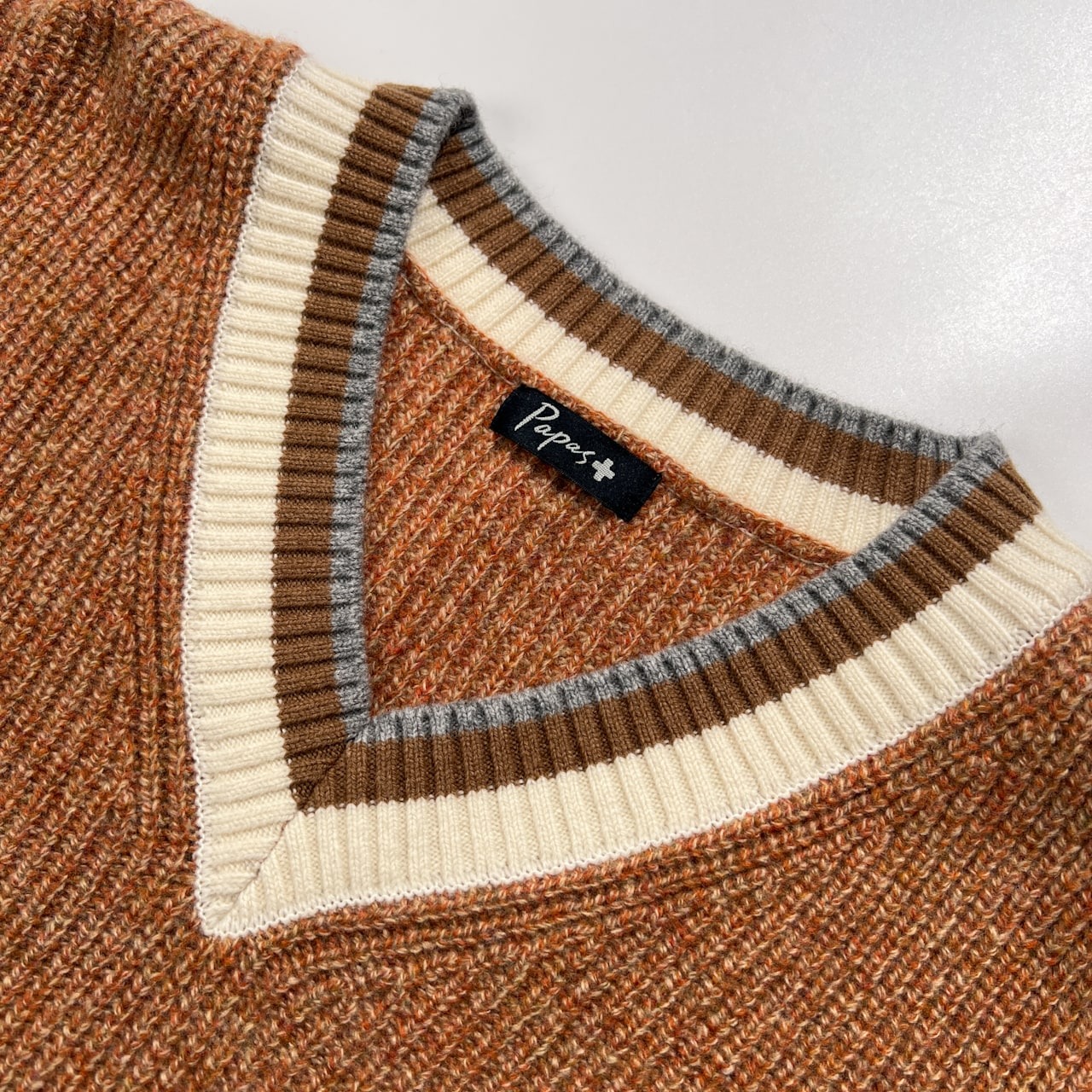 美品 PAPAS パパス プラス ロゴワッペン チルデン ウールニットセーター サイズ M /メンズ/オレンジブラウン系