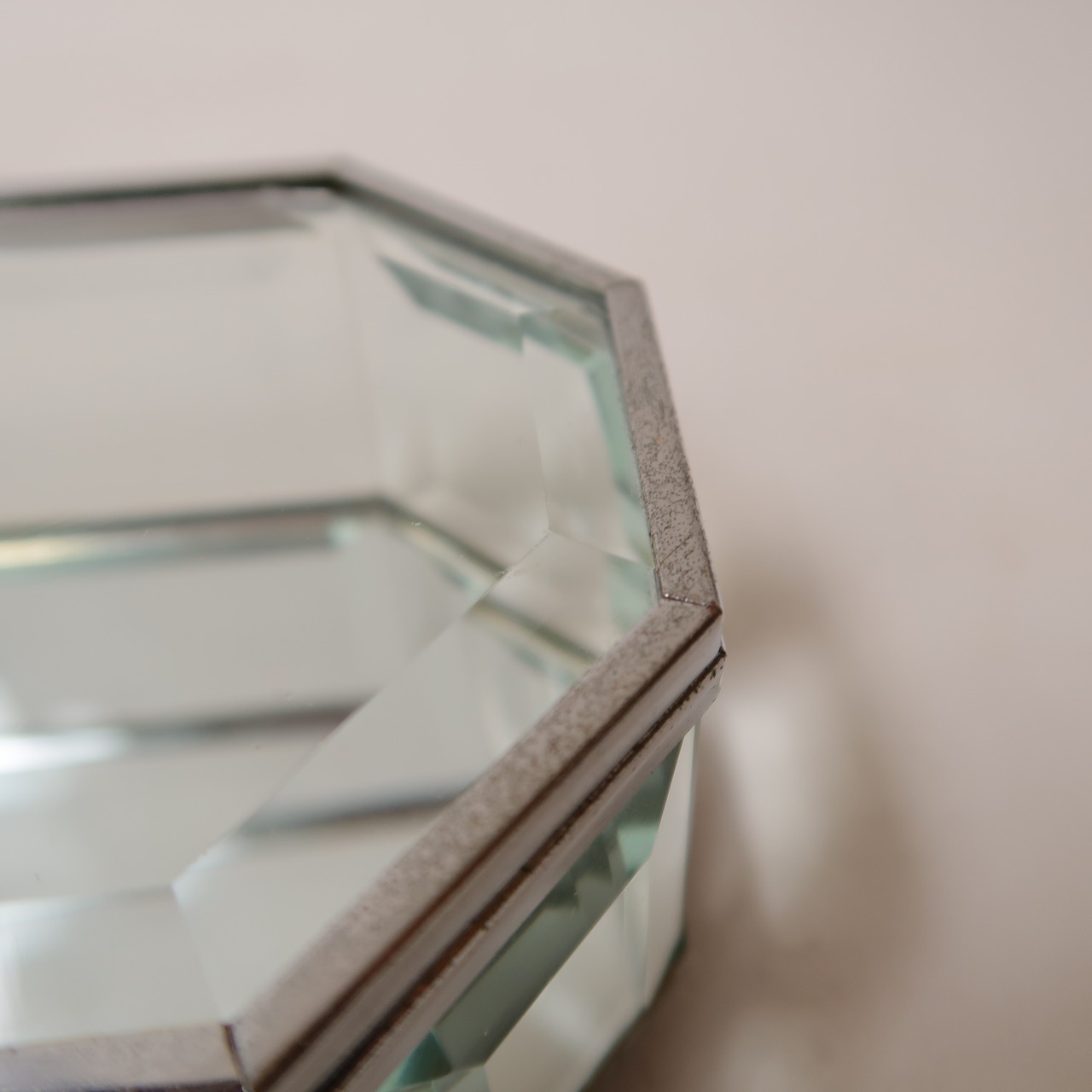 多角形のジュエリーボックス