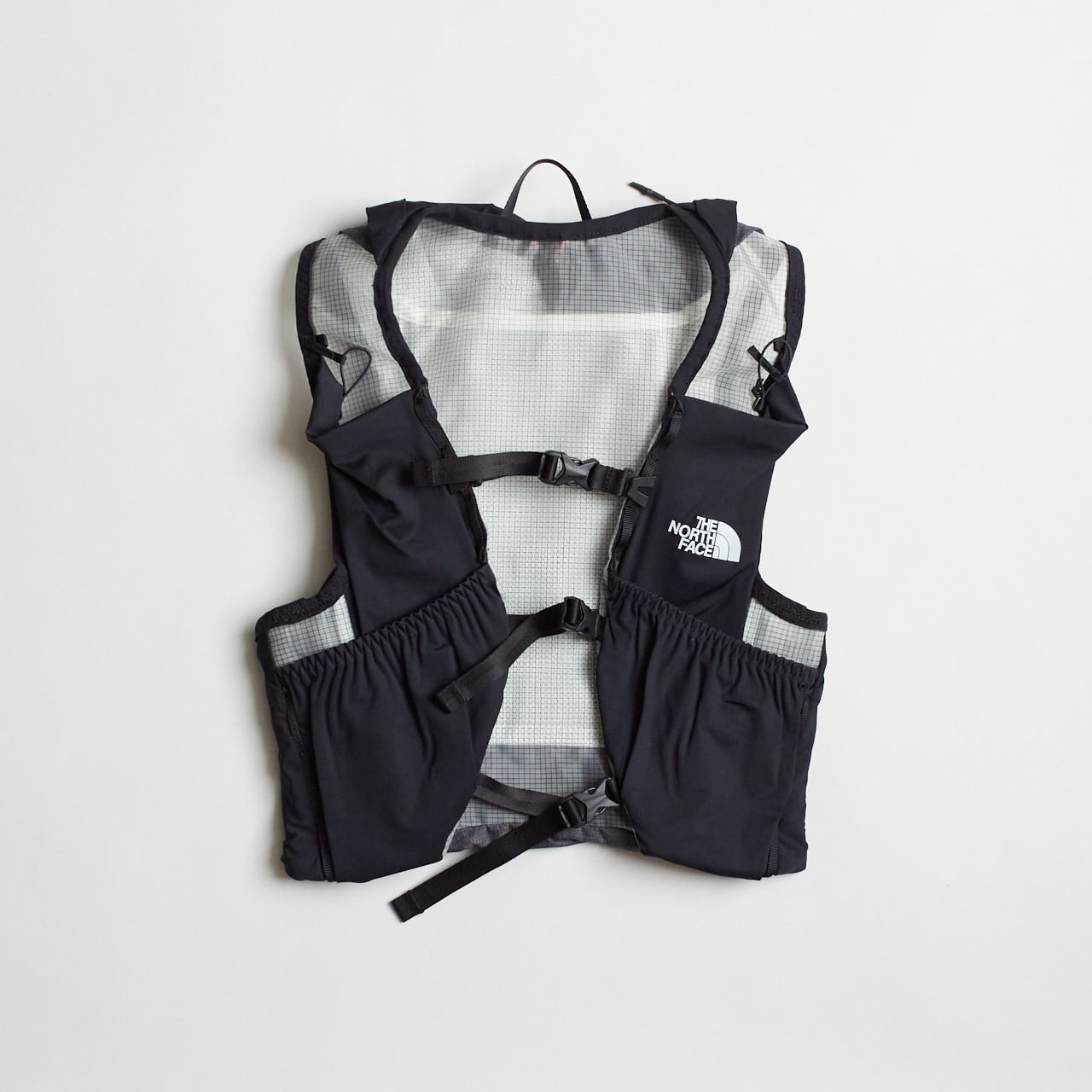 THE NORTH FACE TR10ベスト グレー/ブラック L/10L THE NORTH FACE (ザ・ノース・フェイス)TR10 (ティーアール 10