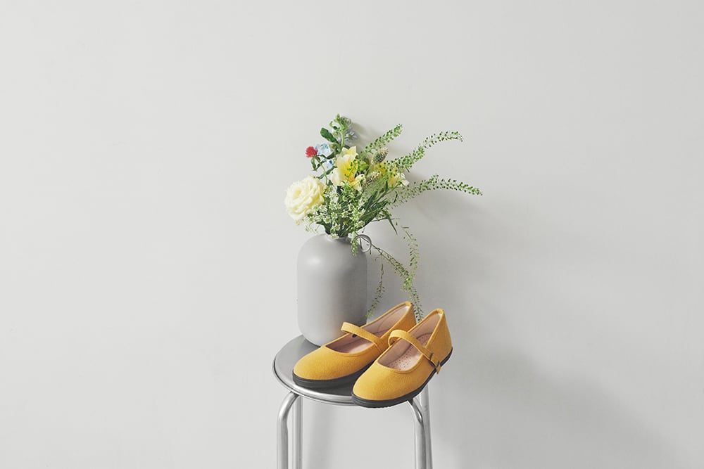 ストラップシューズ カナリヤイエロー | hanamikoji shoes - 花見小路