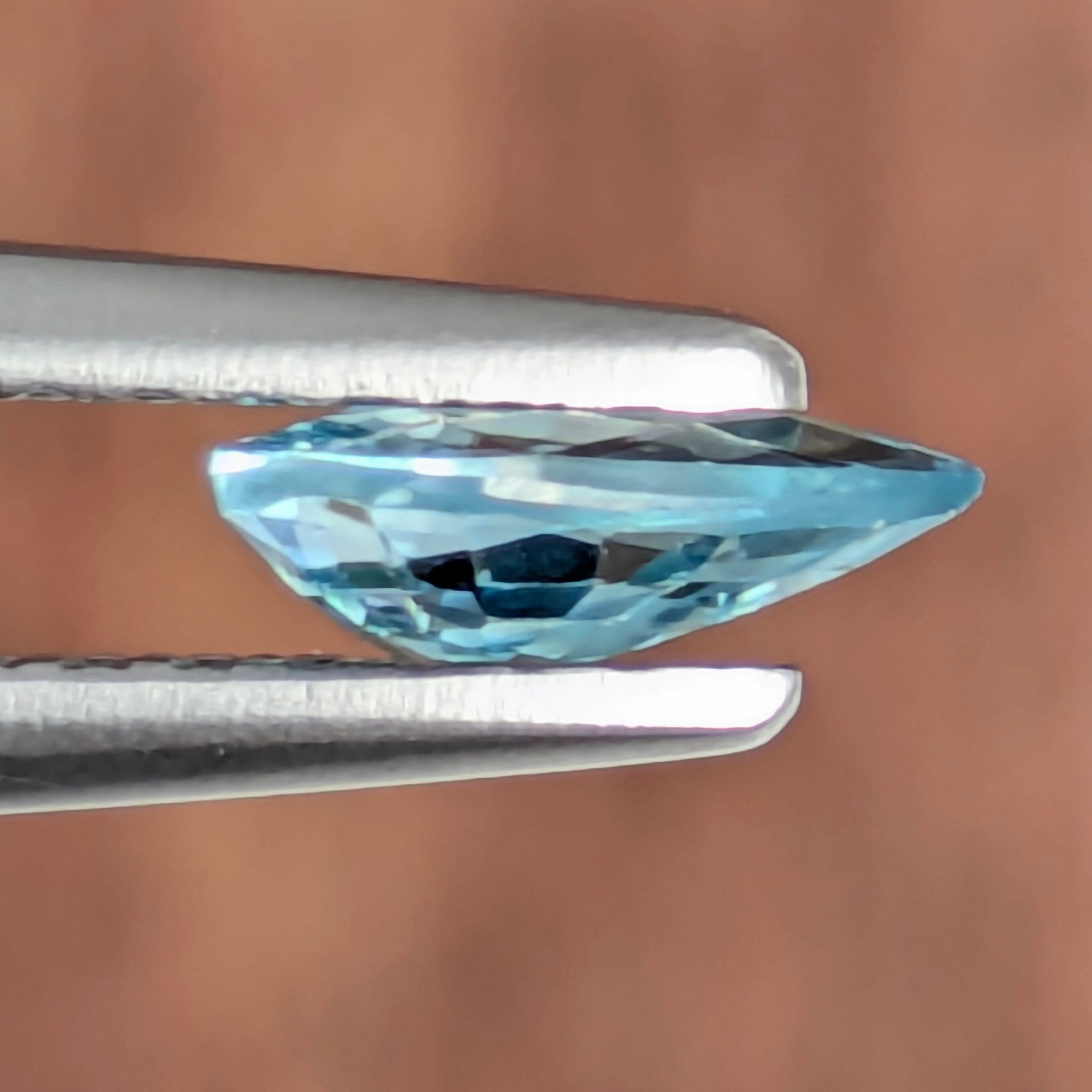 ブルージルコンルース【0.50ct】PRO208685 | Gem's Subculture