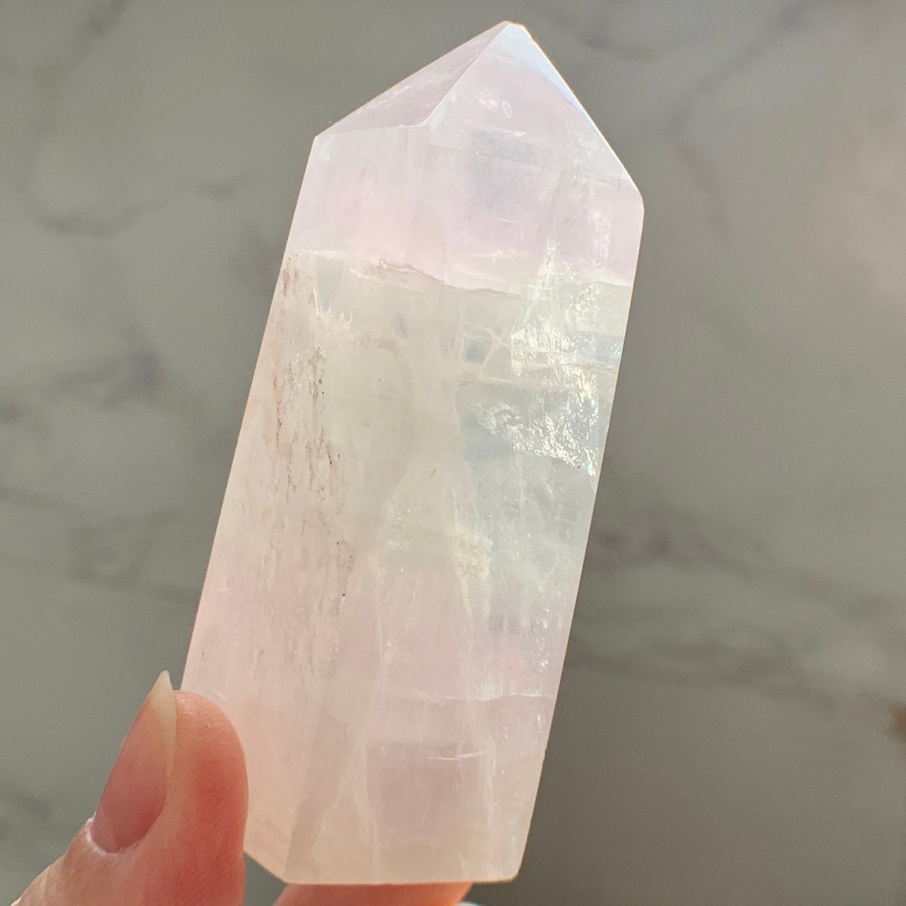 ラベンダーピンクフローライトタワー*天然石ポイント*天然石インテリア*置き物*T42