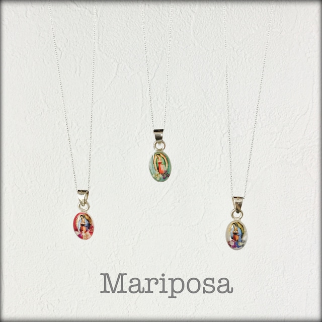 Mariposa フラワーメダイネックレス