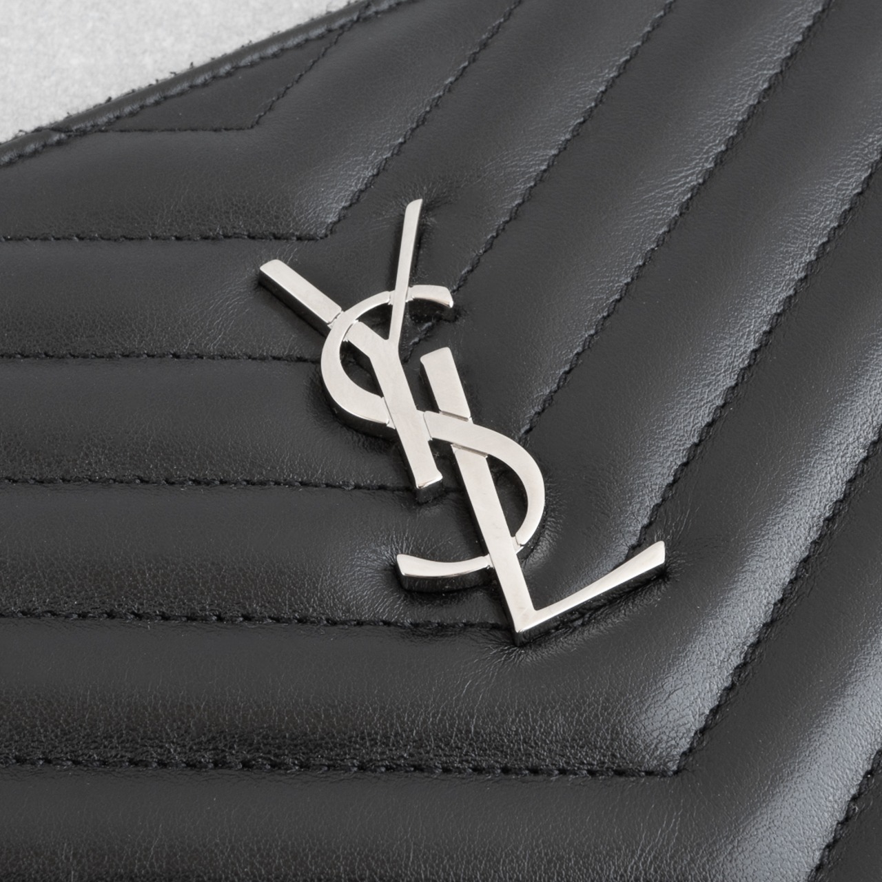 サンローラン クラッチバッグ キルティング ブラック レザー