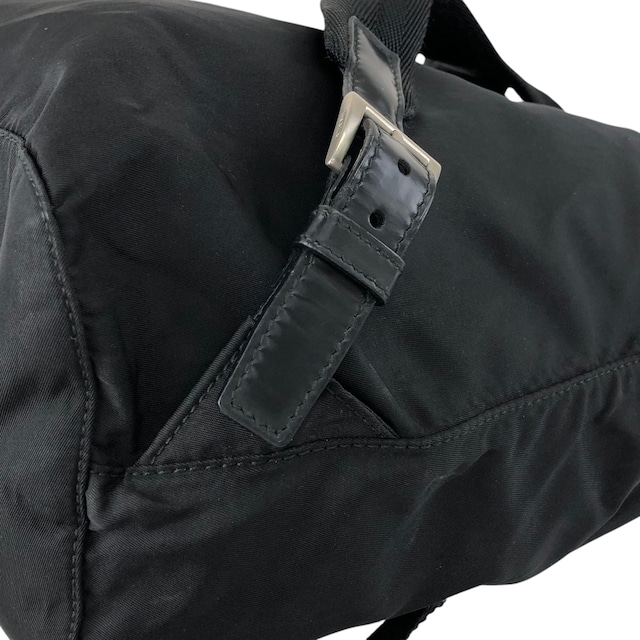 PRADA プラダ バックパック ブラック トライアングルロゴ フロントバックル ナイロン vintage ヴィンテージ オールド vwh35w