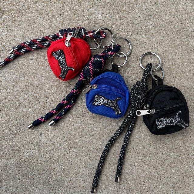 TORA　backpack charm　