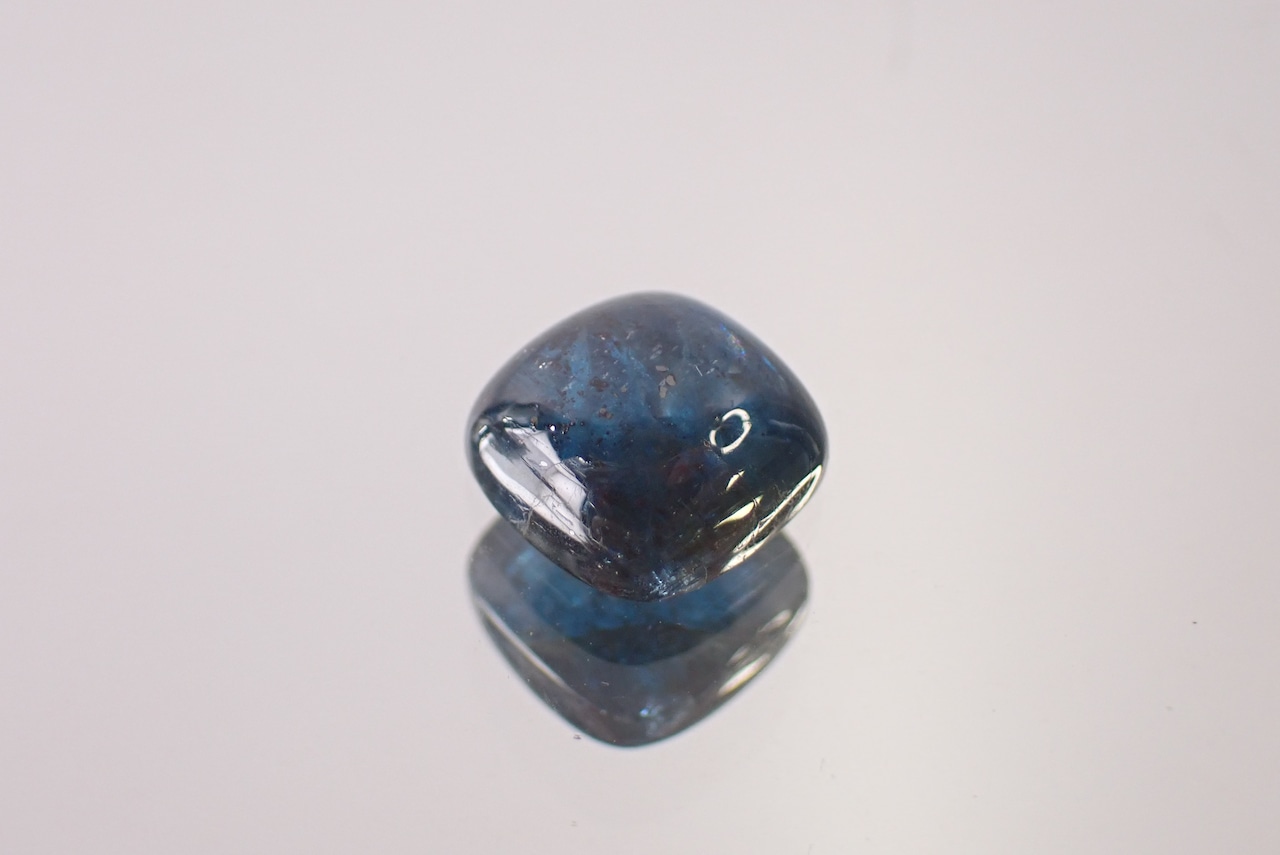 インディゴカイヤナイト　2.24ct　[D9-153]