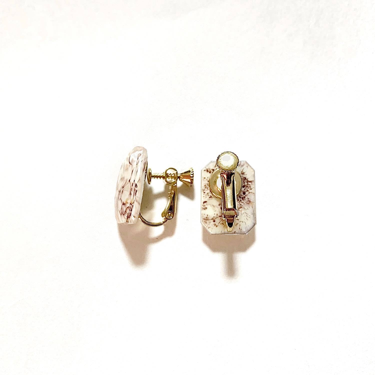 再入荷〉チェコスクエアカボションの〈ピアス/イヤリング〉 | Dua