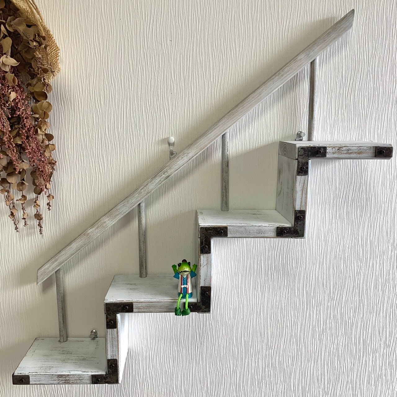 階段型 ウォールシェルフ ホワイトカラー】 壁掛け インテリア 壁面