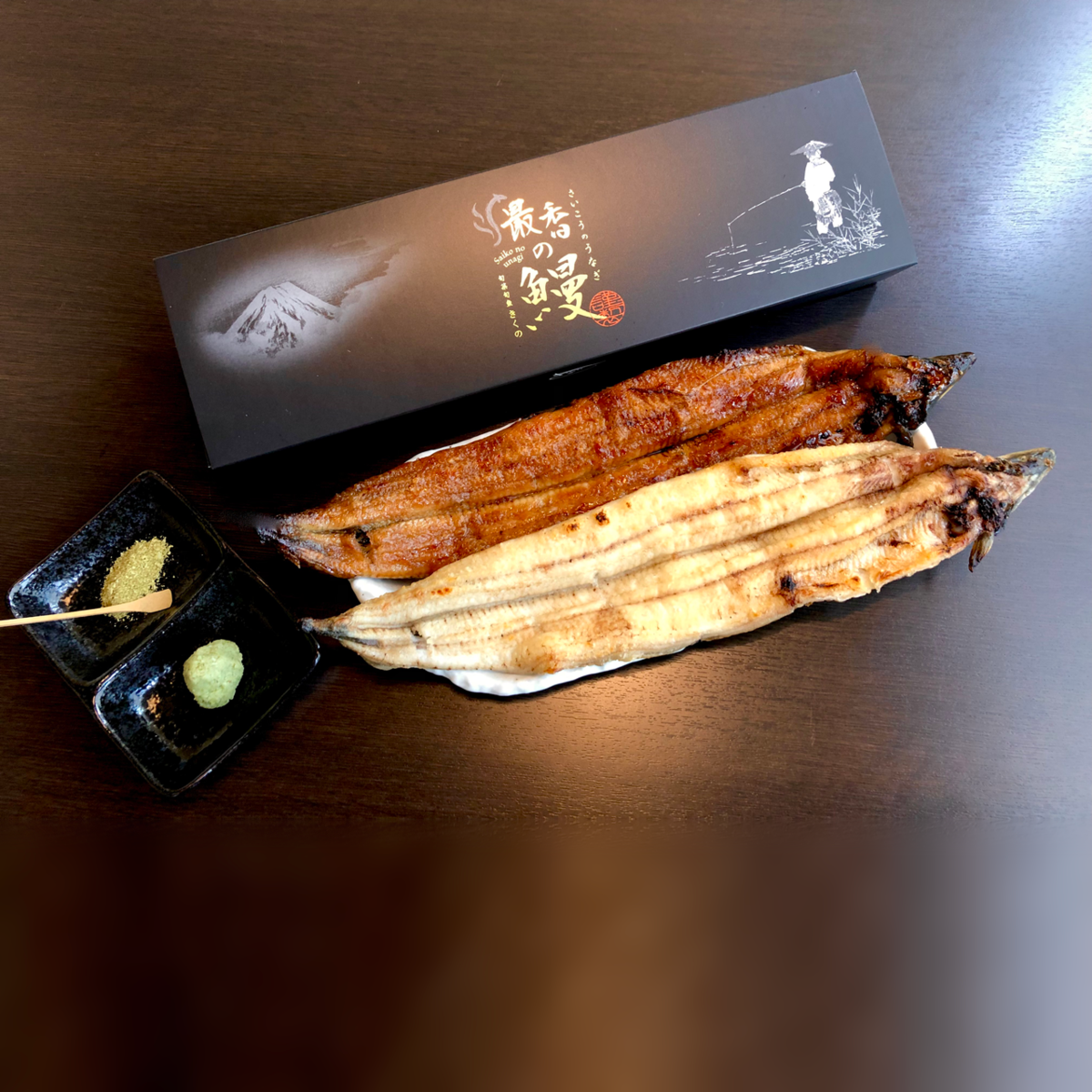 最香の鰻】蒲焼・白焼2疋セット | きくの商店 Produced by 旬菜旬魚きくの
