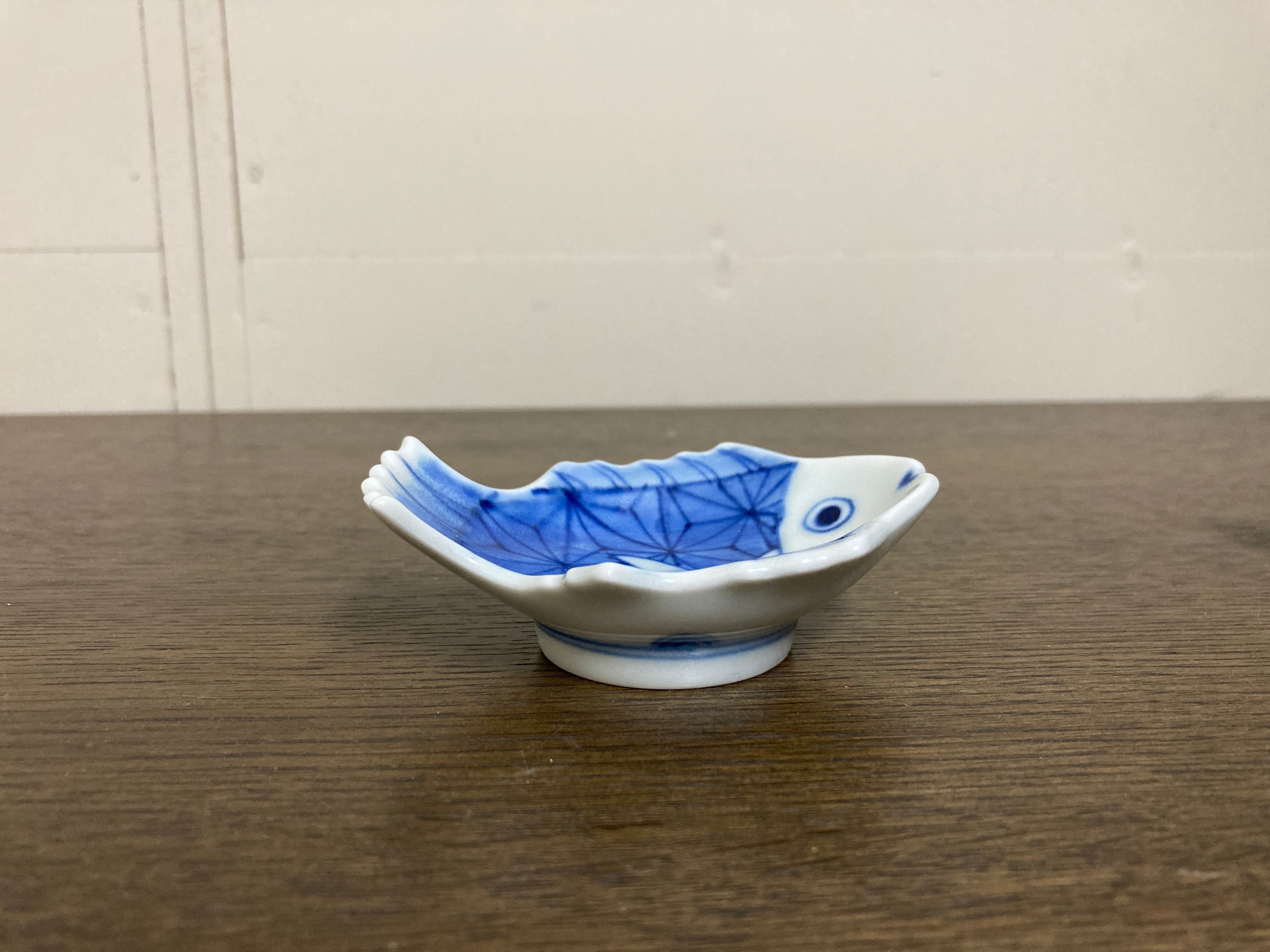 招福鯛】クラシック豆皿3枚セット（赤箱入り） | 梶謙製磁社｜有田焼の