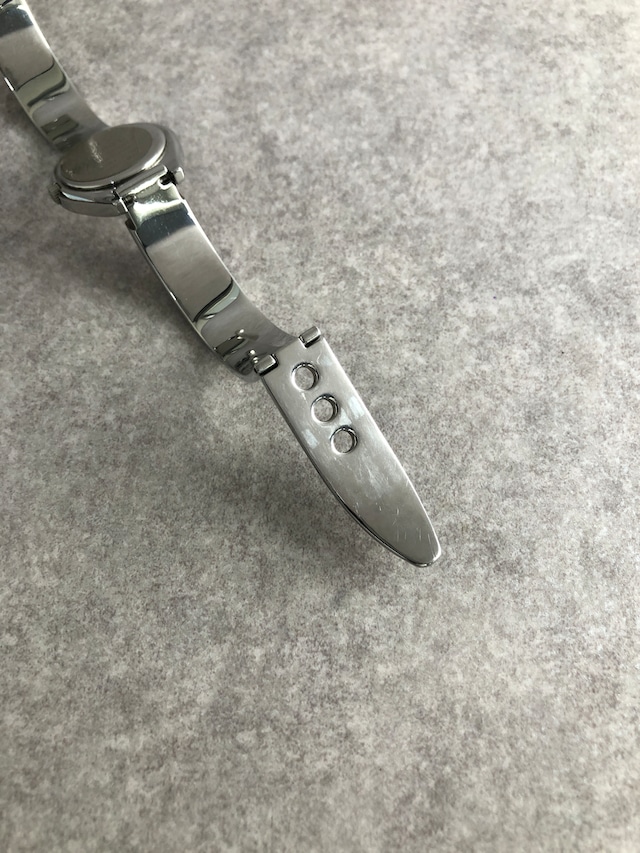 GUCCI グッチ 腕時計 シルバー ステンレススチール クウォーツ バングルウォッチ 6700L vintage ヴィンテージ オールド btrc45
