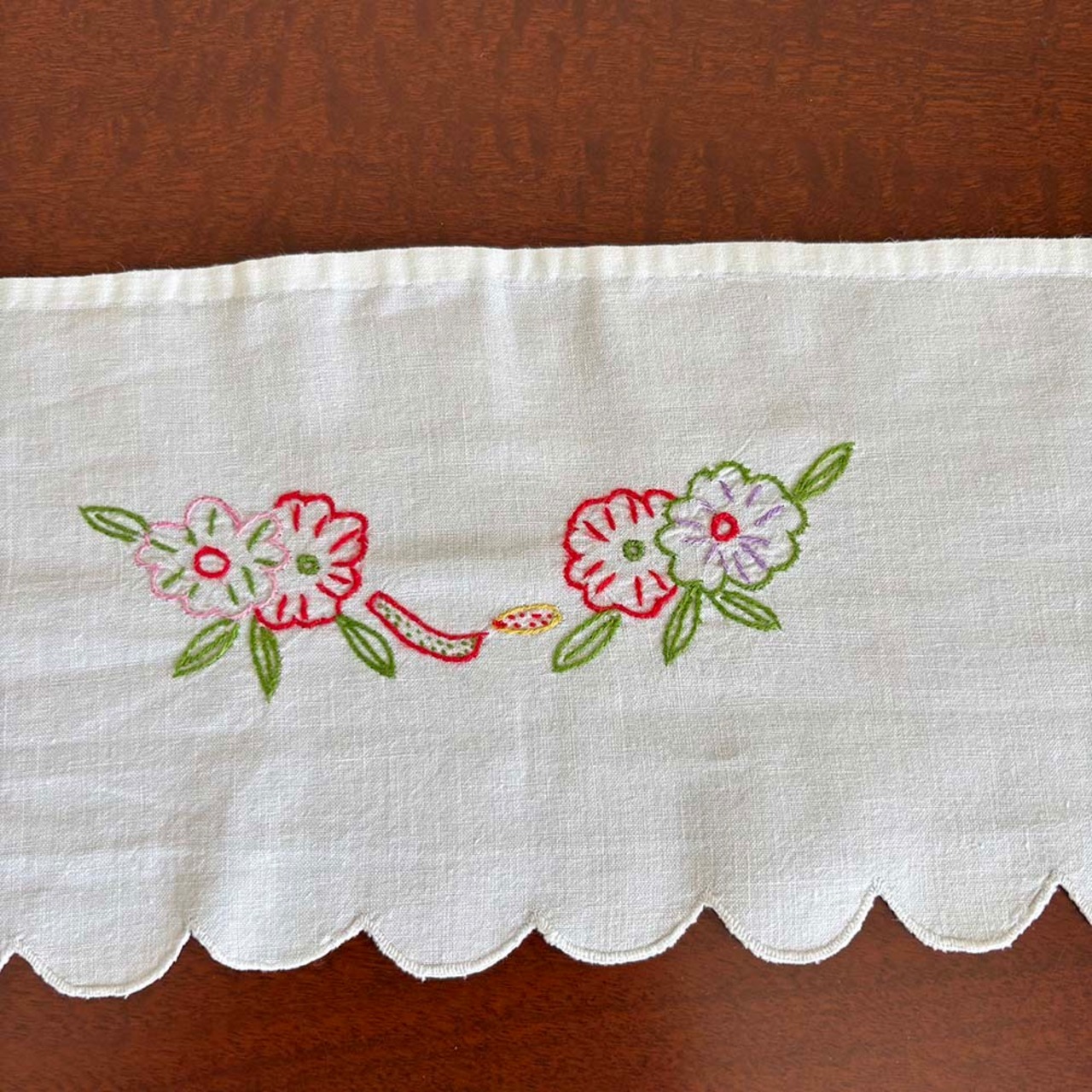 刺繍　棚飾り　色刺繍　ハンドメイドインテリア　野花　12clek23-1