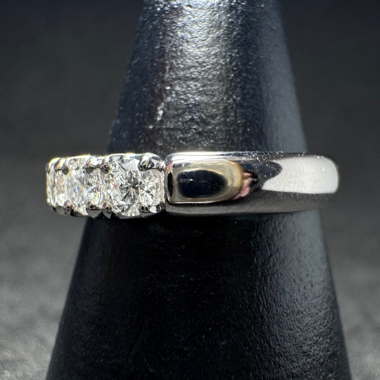 Pt900 1.00ct ダイヤモンド エタニティリング | カオキ | 日本最大級の Pt900 1.00ct ダイヤモンド エタニティリング | カオキ | 日本最大級の