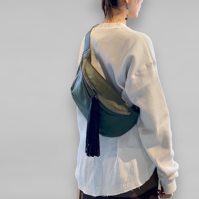 ZOZOTTE stripe waistbag／ストライプウエストバッグ／グレー&レッド