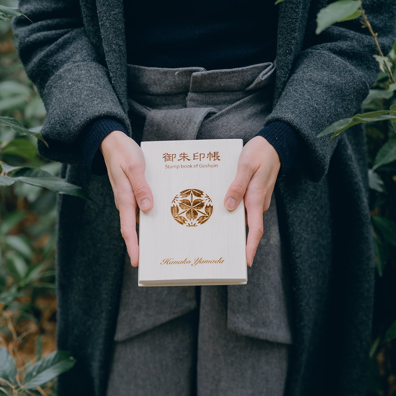 花個紋入り御朱印帳 - 大サイズ 24面 | goshu - 木製のオリジナル