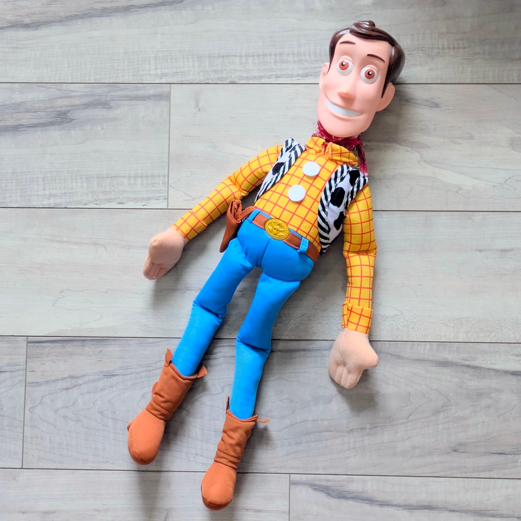 【 TOY STORY（トイストーリー ）】『 WOODY / ウッディ 』 BIG プラッシュ / アイツがBIGになって帰ってきたぬいぐるみ！〚 アメリカン雑貨 アメトイ 〛
