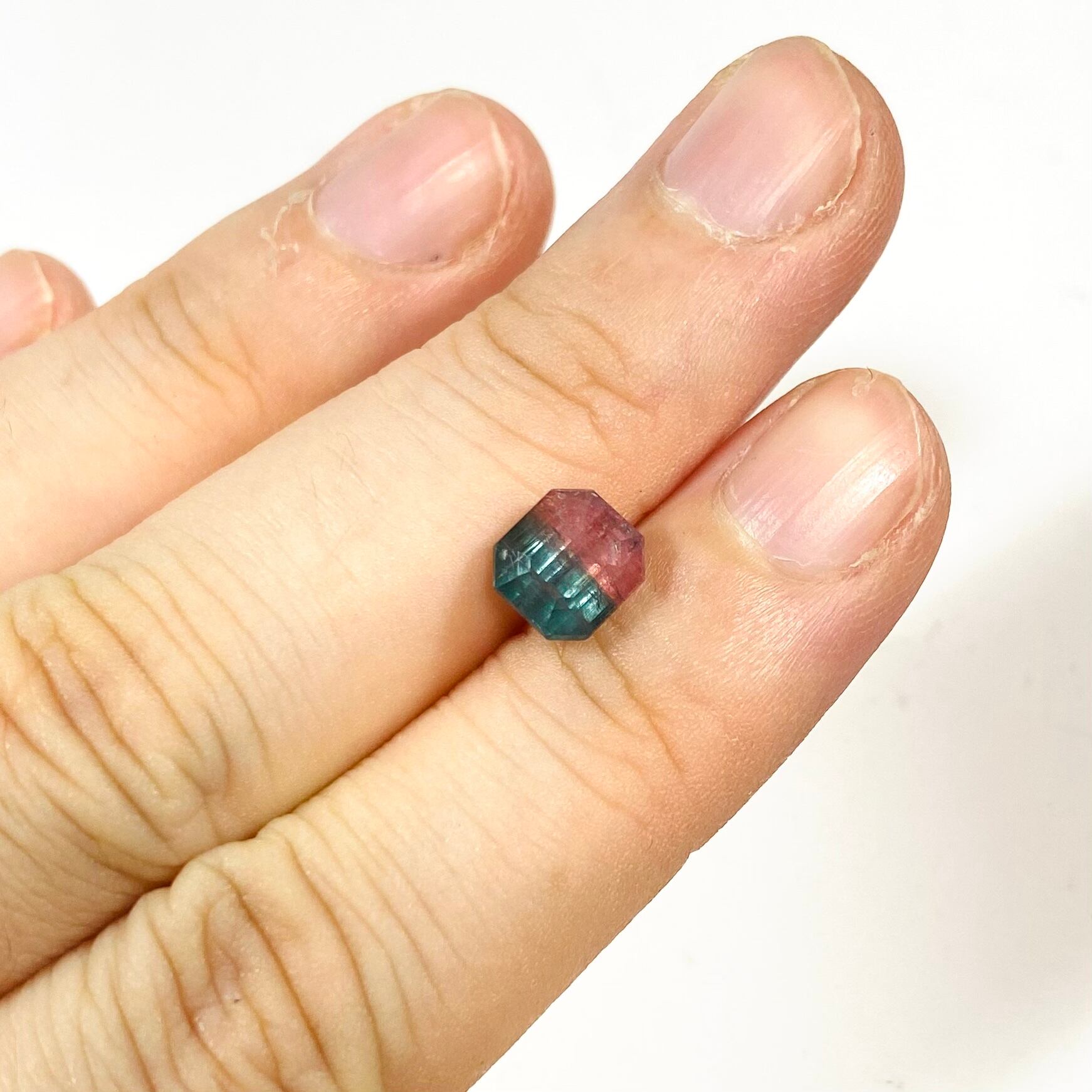 懐かしいポップなキャンディ バイカラートルマリン