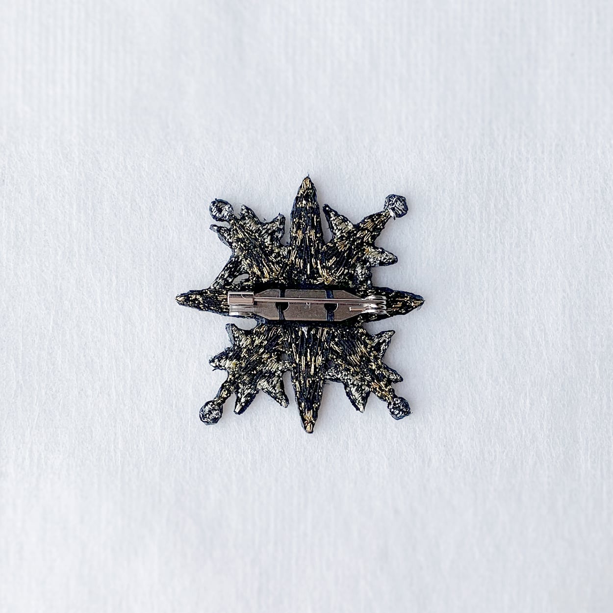 刺繍ブローチ ga.la (br-192）2色