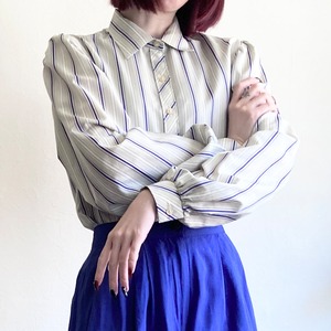 Gray Stripe Puff Sleeve Blouse