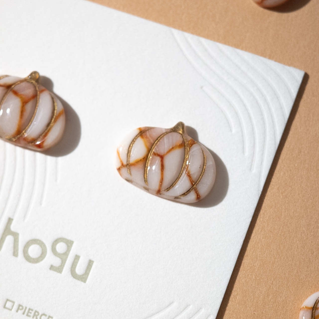 Tiny Pumpkins! : White terracotta