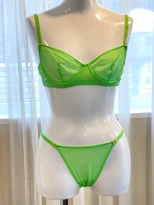 Corps à Corps ストリングタンガ ネオングリーンメゾンクローズ