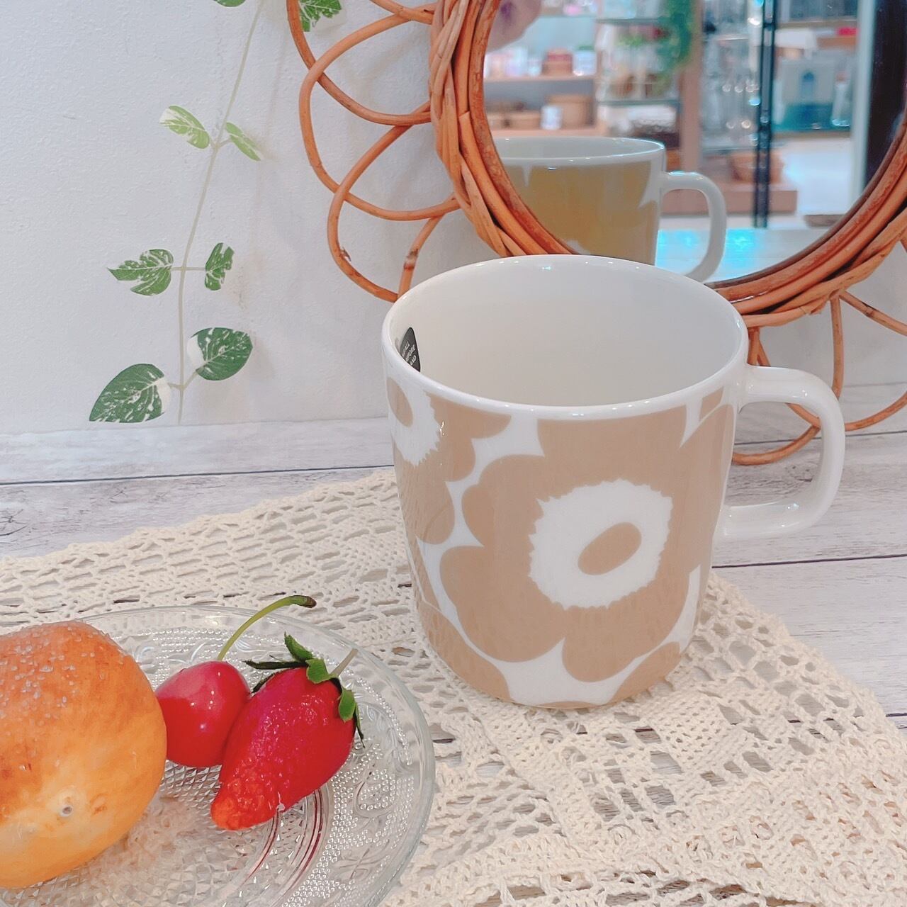 マリメッコ プレート マグカップ ブルーグレー ベージュ