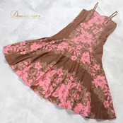 フラダンス 衣装 CC Fashions CCファッション ワンピース ドレス ブラウン系 ピンク系 ハワイ製 ツーカラー キャミソールドレス ハイビスカス柄 かわいい 華やか 鮮やか 明るい 茶 ハワイアン アロハ ハワイアンプリント ダンス レッスン 練習