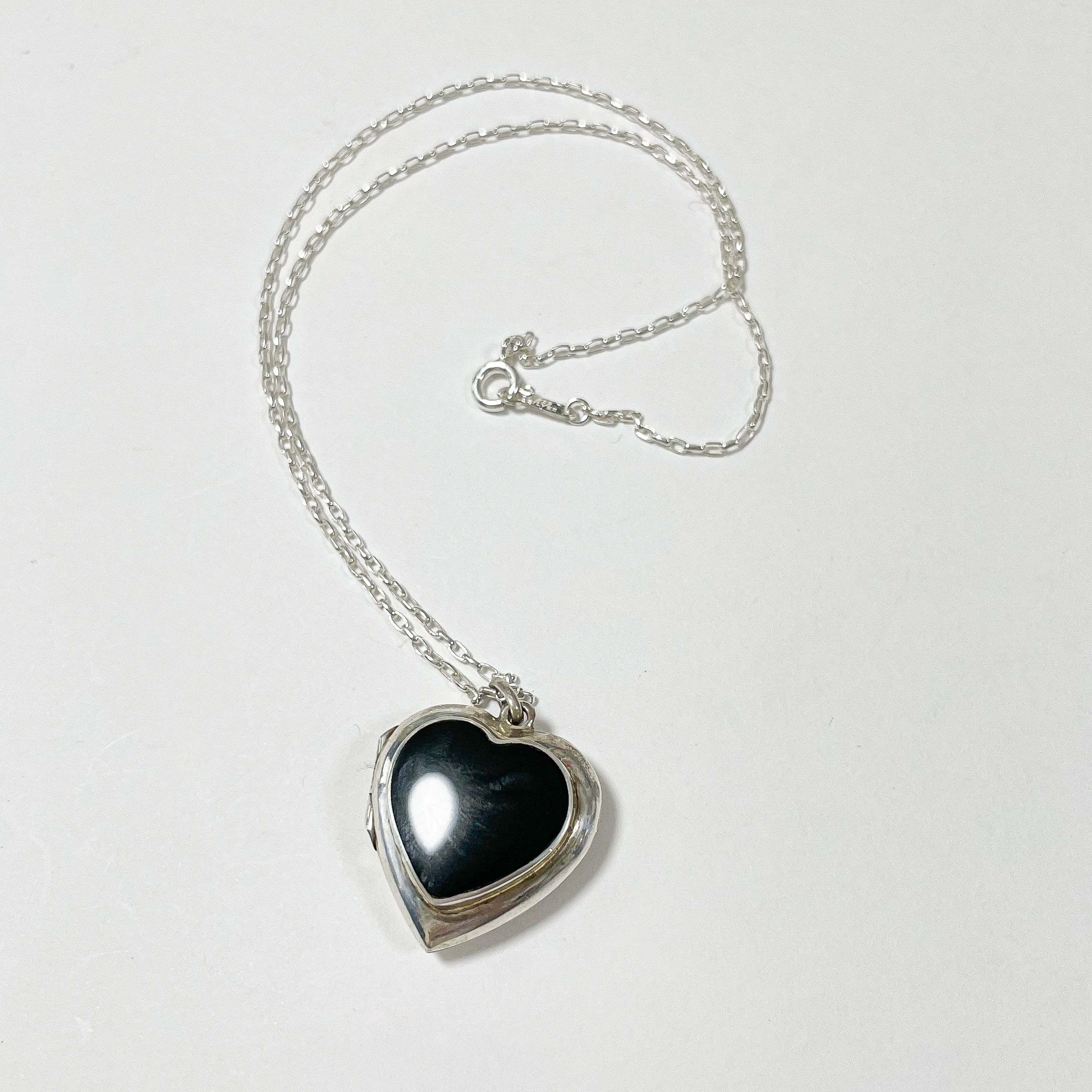 Vintage 925 Silver Onyx Heart Locket Pendant Necklace | CORNER