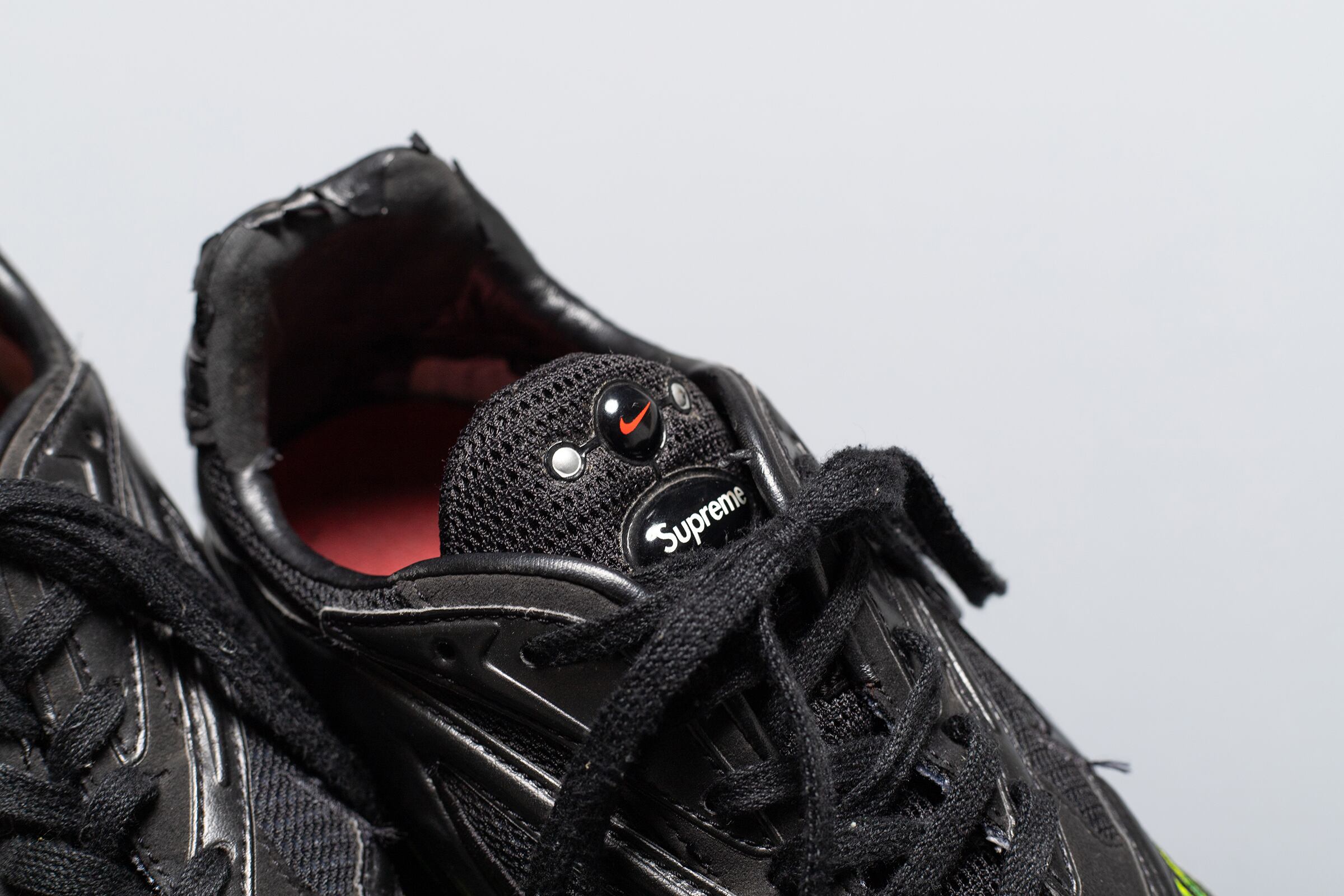 NIKE AIR ZOOM STREAK SPECTRUM PLUS | SUPREME | PLAYGROUND 