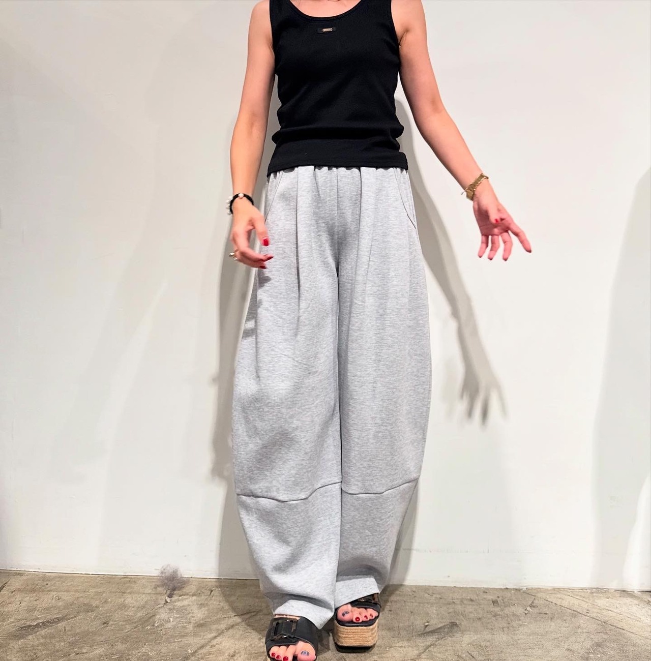 ルギバ lugiva tokyo  ポンチワイドカービーパンツ