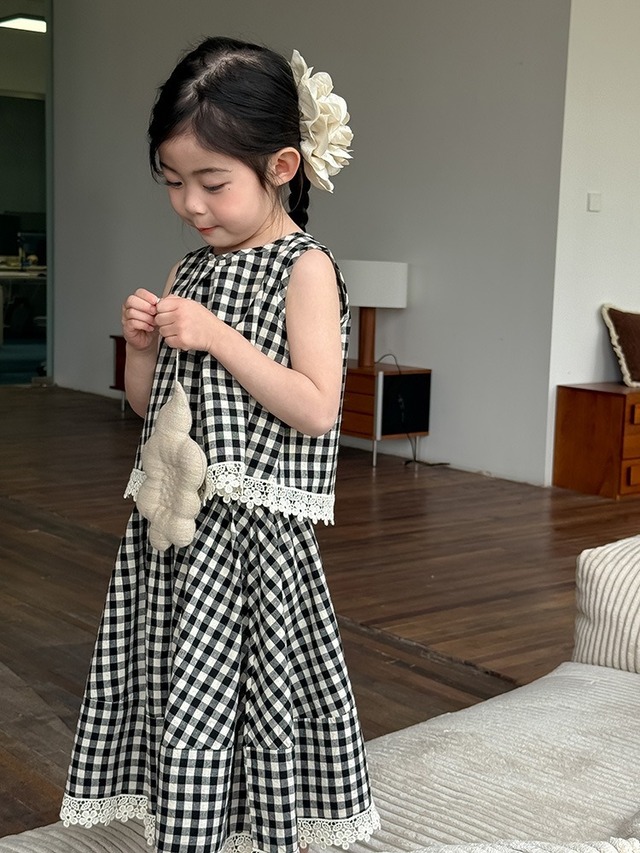 《取寄》 裾レースギンガムチェックセットアップ （白黒） BOBI 2025夏 韓国子供服 上下セット セット ノースリーブ カットソー スカート ロングスカート 女の子 （90~150cm）