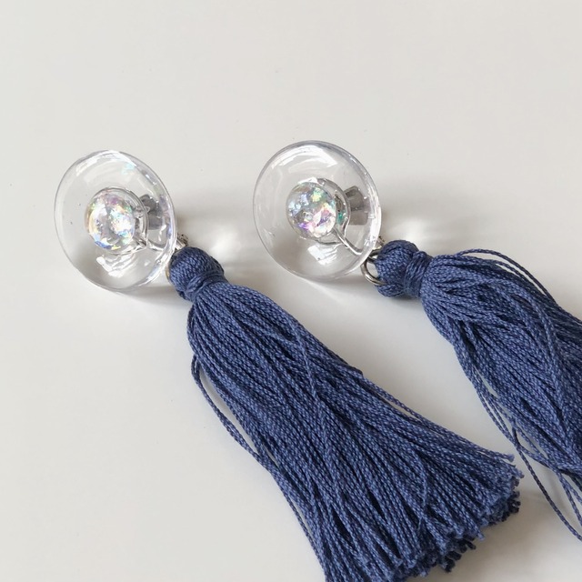 揺れる大ぶりタッセル 透明感のあるピアス／イヤリング｜画像4