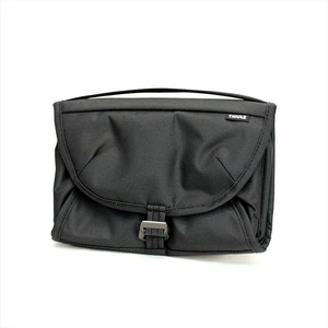 THULE 「SUBTERRA」 TOILETRY BAG <DARK SHADOW>