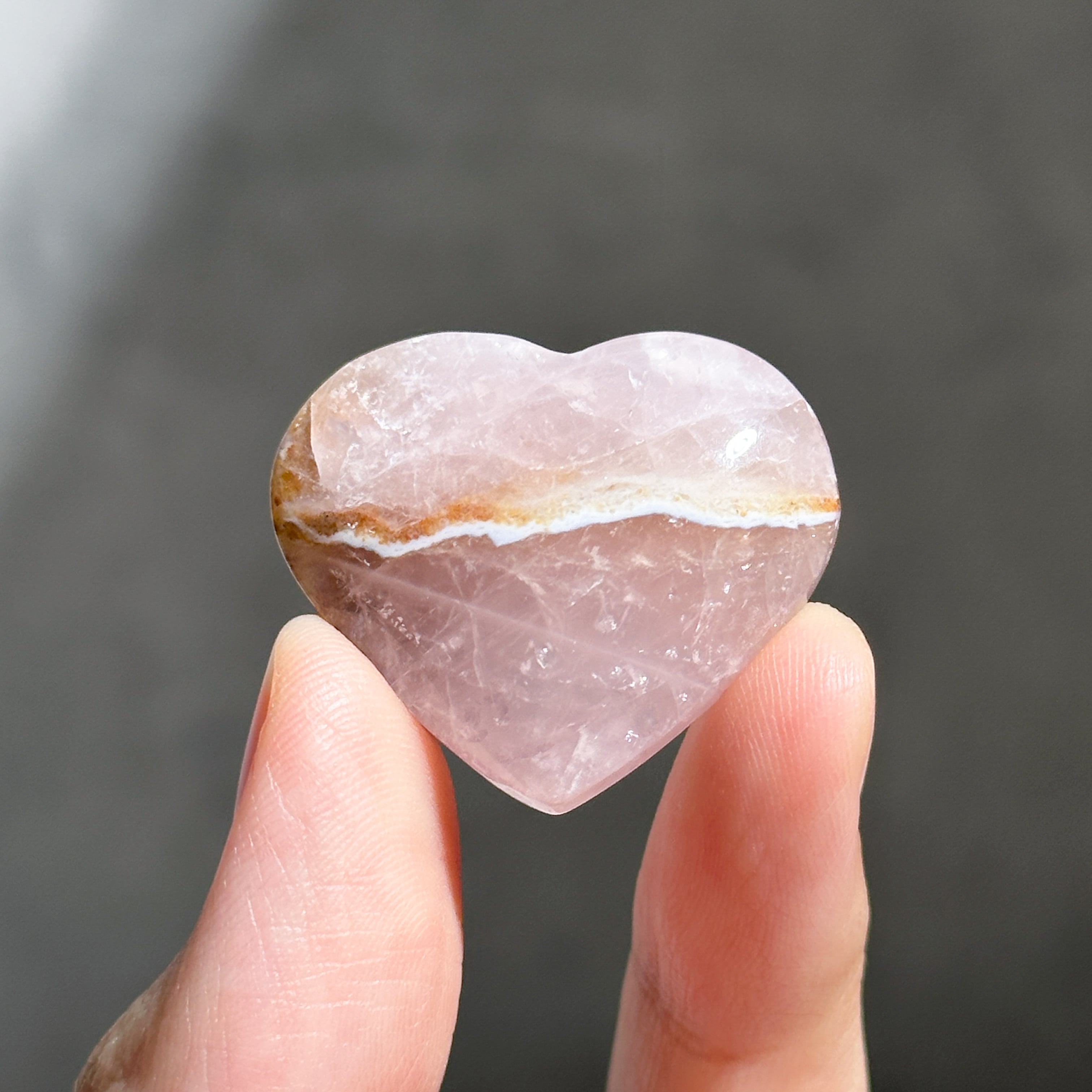 ゴールデンヒーラー×ローズクォーツ  ハート型 02◇ Golden Healer × Rose quartz ◇ 天然石・鉱物・パワーストーン