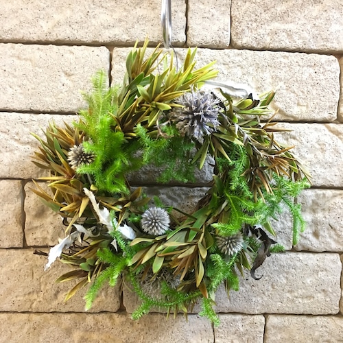 Green wreath 