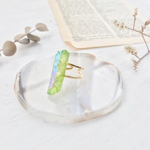 Quartz column ring [Light green]