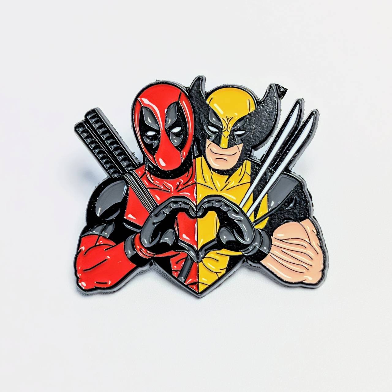 送料無料！ ★ピンズ PINS★ピンバッジ 【 Deadpool & Wolverine ( デッドプール& ウルヴァリン ) 】  X-MEN / MARVEL  〚アメリカン雑貨 アメトイ〛