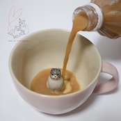 Figurineフィギュリン　陶磁器 3D ねこ  マグカップピンク