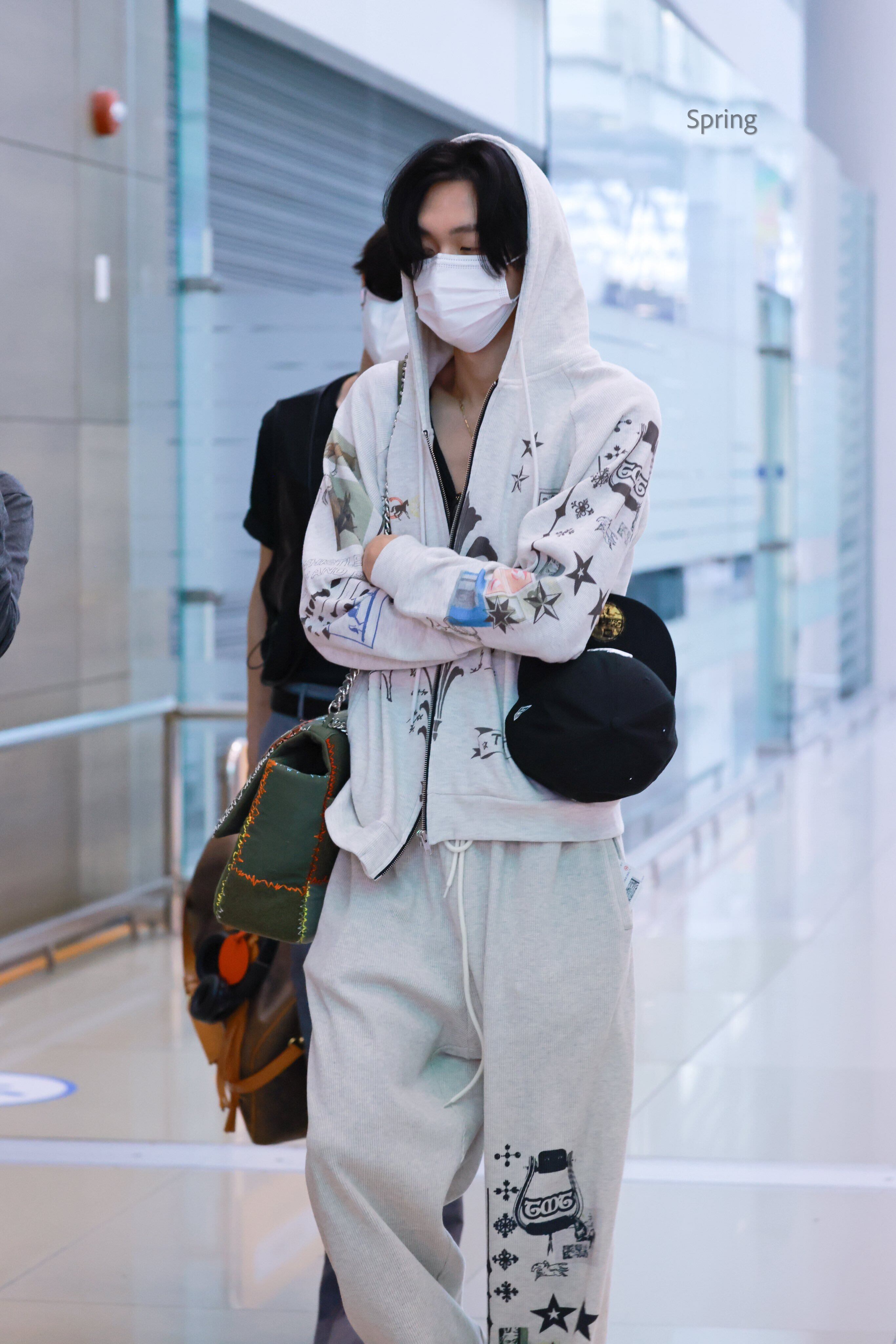 ☆RIIZE ウォンビン 着用！！【toomuchtax】PRINTED WAFFLE ZIP-UP