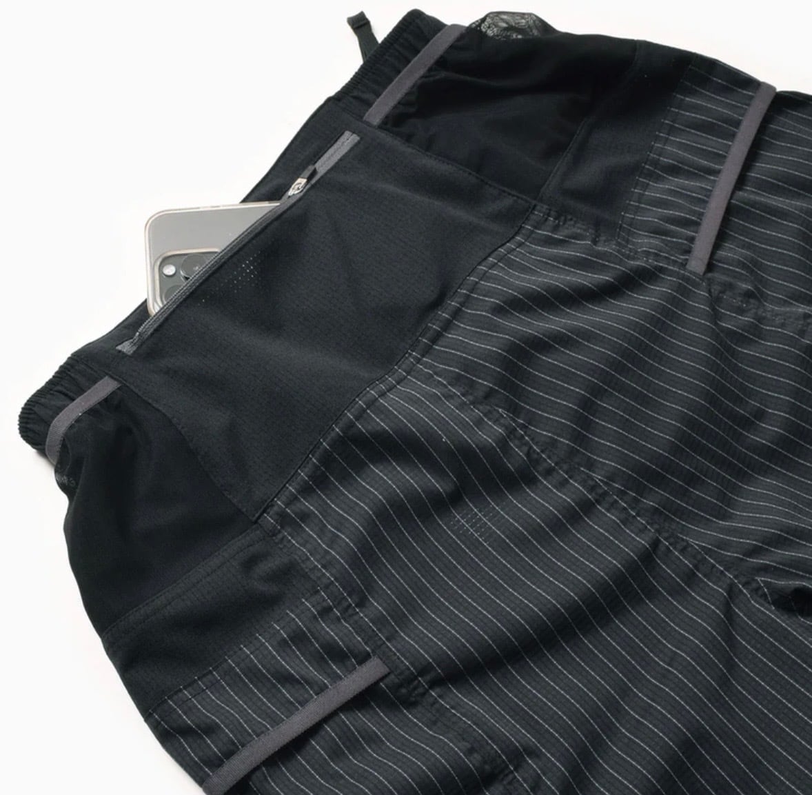 MMA(MOUNTAIN MARTIAL ATRTS) MMA 7-pockets Run Shorts V8 (Black