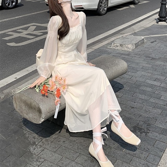 【着用レビュー】ワンピース レディース フレアワンピース ロングワンピース 長袖 パフスリーブ スクエアネック ミモレ ミモレ丈 ロング ロング丈 Aライン 透け感 シースルー かわいい 大人可愛い きれいめ カジュアル おしゃれ お洒落 ラフ キュート ガーリー フェミニン 癒し系 リラックス フェミニン 10代 20代 30代 40代 通勤 通学 デート お出かけ 女子会 休日 イベント パーティー 着回し 普段使い 重ね着 韓国系 ファッション コーデ 体型カバー インスタ映え S M L 送料無料