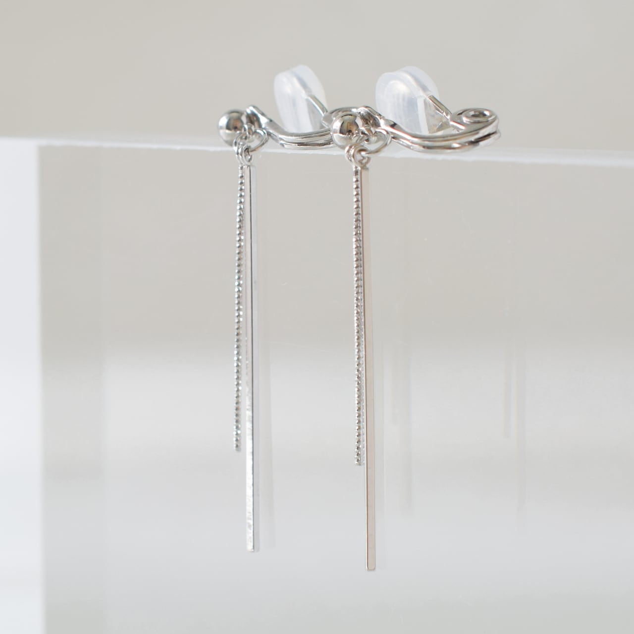 【数量限定】stick シルバー 魔法のイヤリング 痛くない 福耳 日本製 金属アレルギー対応 落ちない シンプル 大人 ピアス風 揺れる 送料無料