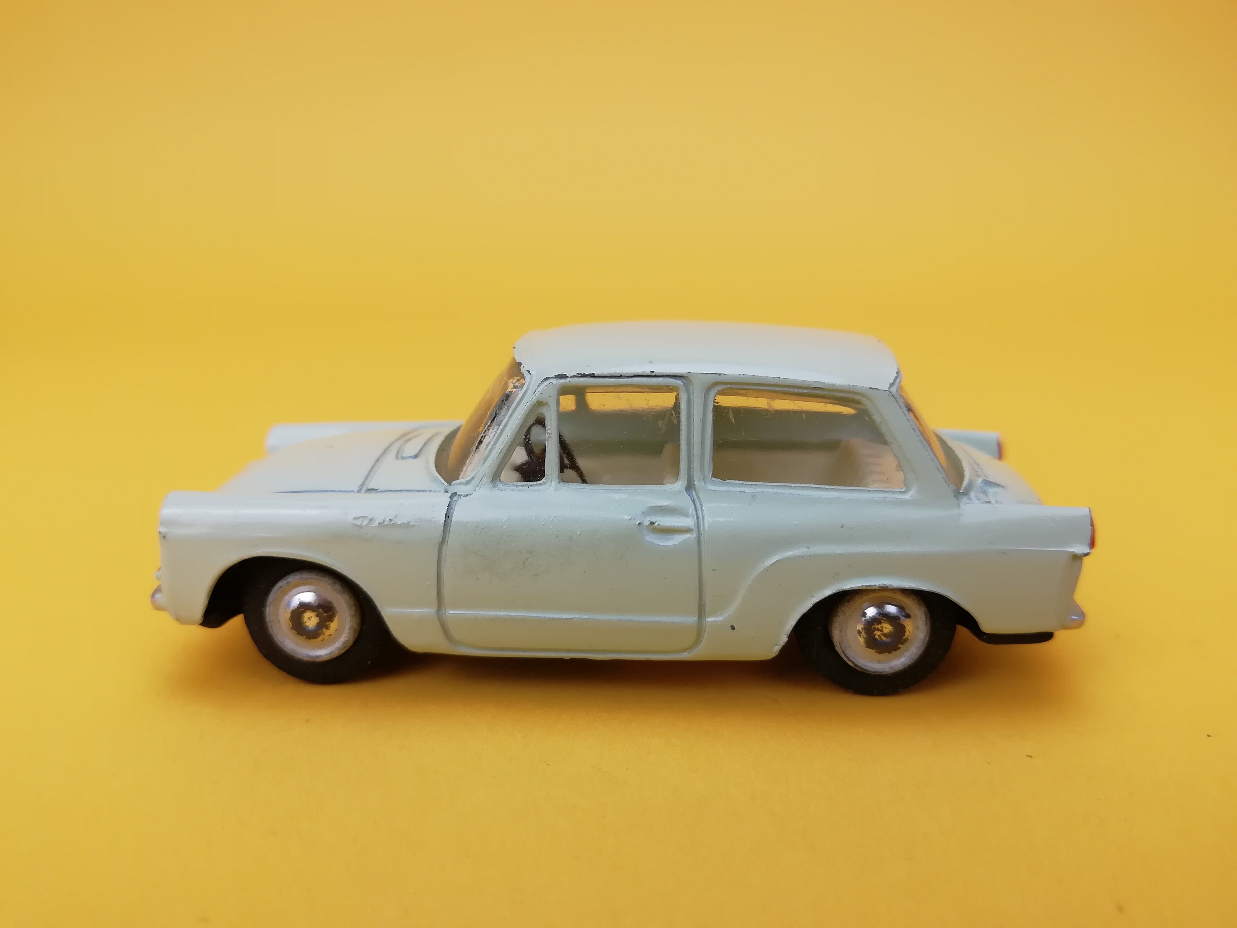 セール 登場から人気沸騰 バンダイ社製 トヨタパブリカ その他 Www Marinemastertrailers Com